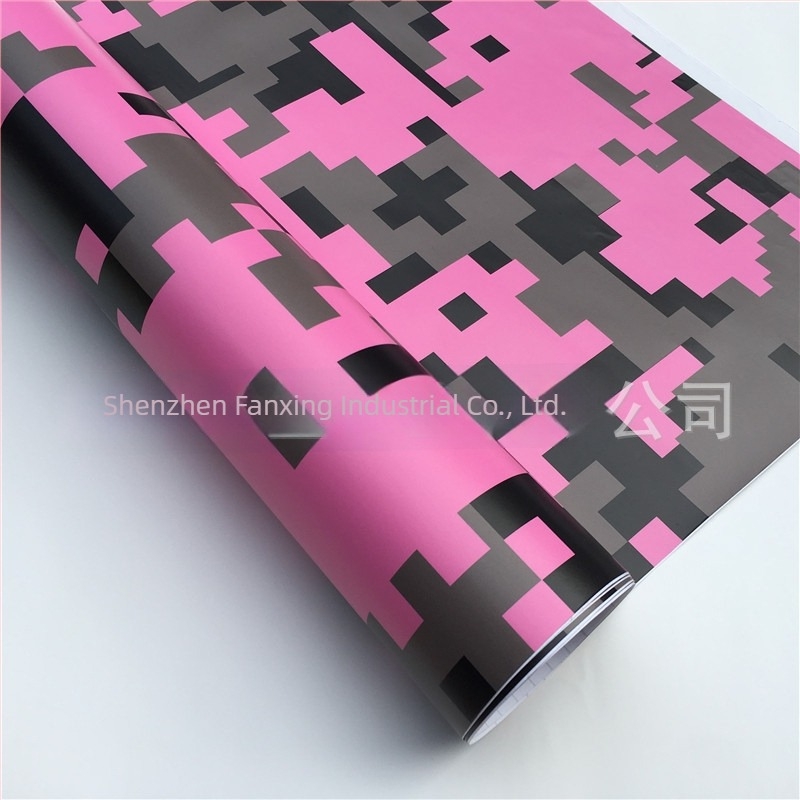 Folio za promjenu boje karoserije s digitalnim kamuflažnim geometrijskim uzorkom, PVC film, prilagodljive dimenzije, ugradnja ljepilom