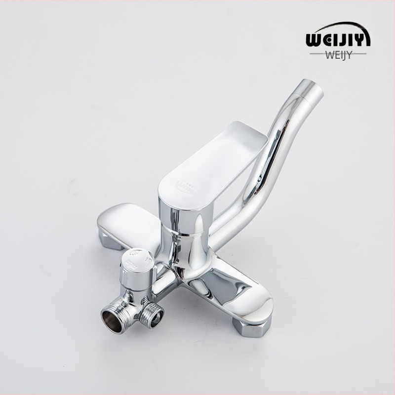 Ugrađeni tuš mikser s mesnim tijelom, keramički kartridž, model SK-7890, za tuš, 0–80°C, 0,8 MPa