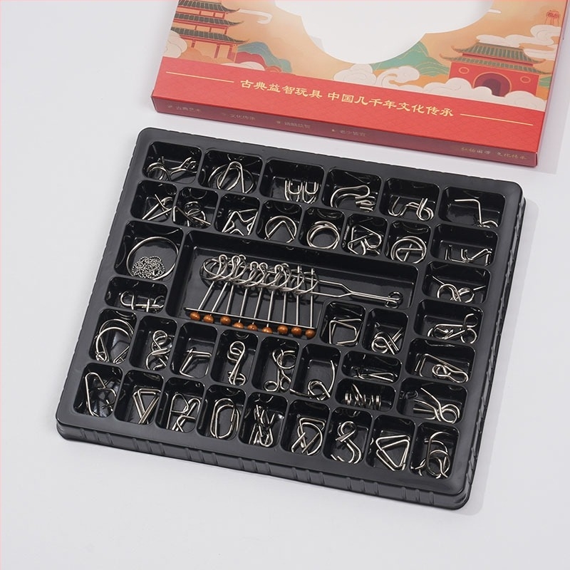 Kongming/Luban devetlanični puzzle set za razvoj logičkog razmišljanja – metalna konstrukcija, uzrast 7–14 godina.