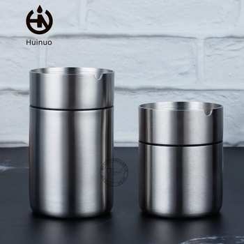 Auto pepelnik od nehrđajućeg čelika 304 s prilagodljivim logom — dekorativan, za zbirku i skladištenje; jednostavan stil.