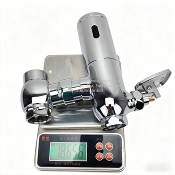 Senzorska pedala dvostruke namjene za ispiranje klozeta, DC/AC napajanje po izboru, tlak vode 4 kg, vrijeme ispiranja 6–8 s, izlaz 1 inč