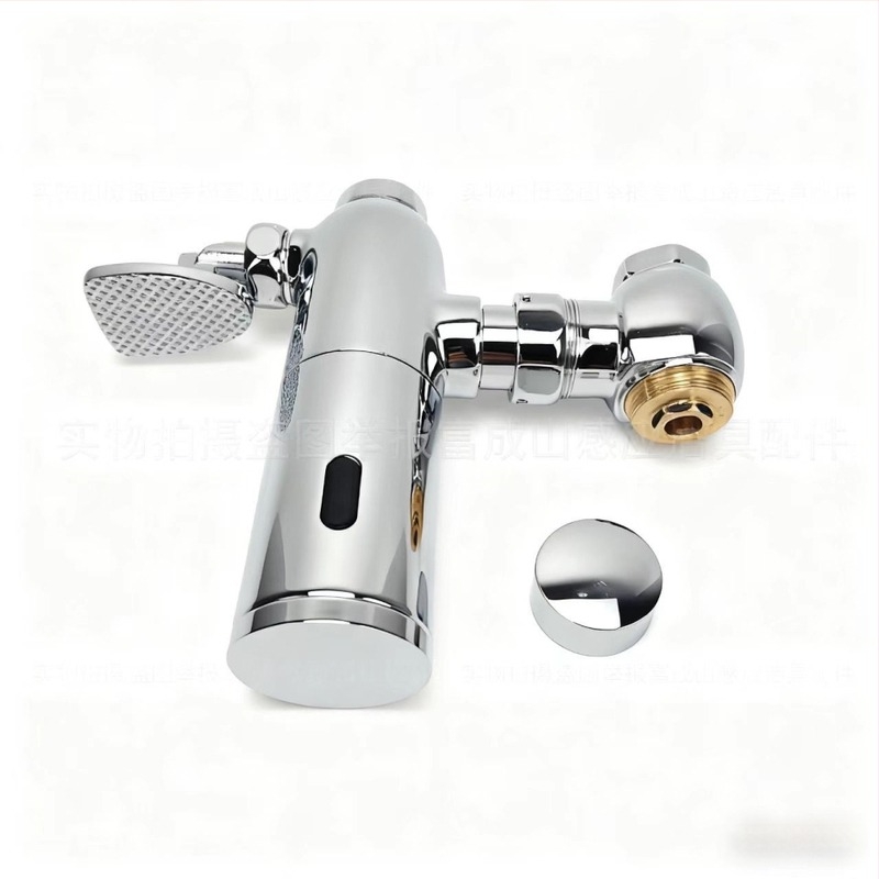 Senzorska pedala dvostruke namjene za ispiranje klozeta, DC/AC napajanje po izboru, tlak vode 4 kg, vrijeme ispiranja 6–8 s, izlaz 1 inč