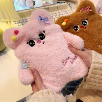 Topla vrećica za vodu s plišanim medvjedićem – fleece materijal, 350 g, moderan minimalistički stil, univerzalna primjena, mogućnost prilagodbe