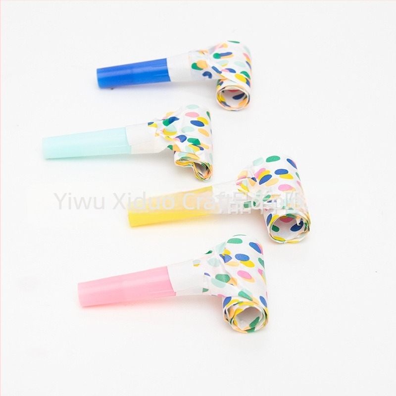 Papirni rog zviždaljka — rekvizit za proslavu, bez logotipa, bez prilagodbe