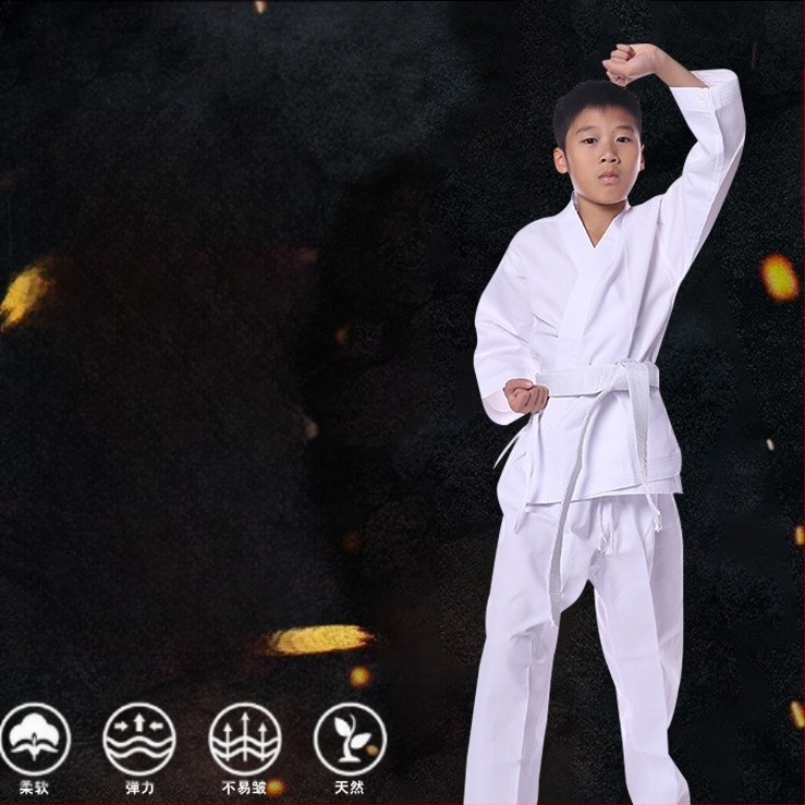 Judo uniforma, pamukasta tkanina, 76% pamuk, podstava od pamukove smese 86% pamuka, jednobojni uzorak, kratki rukav