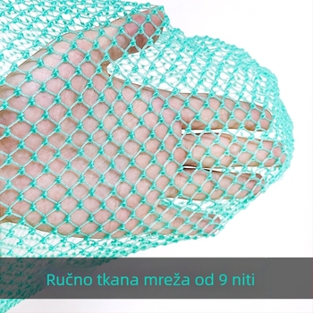 Drvena drška mreža za ribolov s grubom mrežom; promjer otvora 28–40 cm, dubina mreže 20–40 cm.