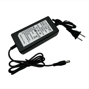 Punjač Li-ion 12.6V 3A/4A/5A s LED indikatorom za baterije 18650, ulaz AC 100-240V