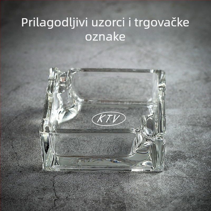 Stakleni kvadratni pepelnjak; brend Three Carats; višekratna upotreba; moguć ispis logotipa