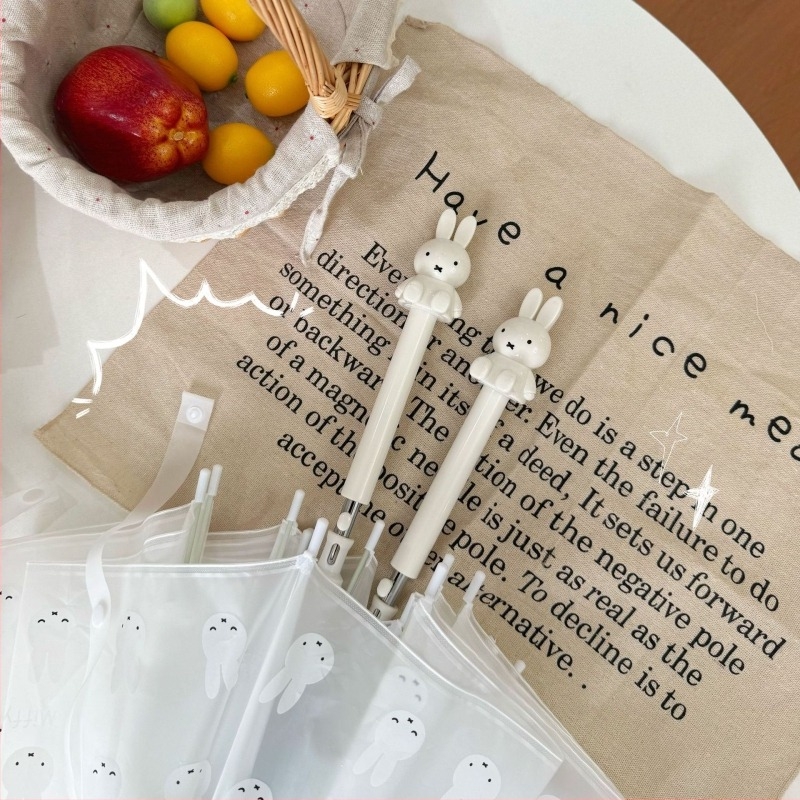 Kišobran Miffy za odrasle, s 8 rebara od željeza, okvir i drška od željeza, plastična navlaka, ručno otvaranje i zatvaranje