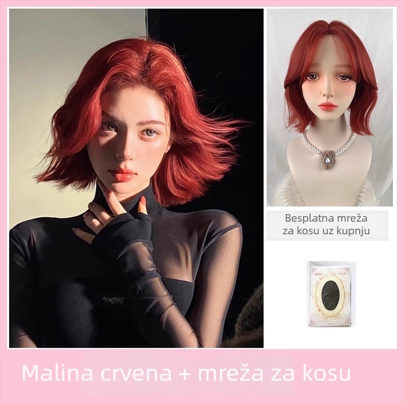 Prirodna kratka kovrčava perika sa srednjim dijelom i bočnim pramenovima, vlakna od visokotemperaturne svile, može se bojiti ili trajno kovrati.