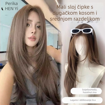 Perika s čipkom na čelu, slojevita duga kosa u nijansi hazelnut gray, puna kapa, srednji dio, prirodan izgled, ručno tkano