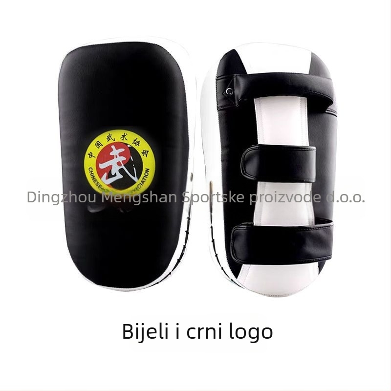 Zakrivljena ciljana ploha za trening boksa, Muay Thai i Taekwondo – PU materijal, model 40, težina 400 g, vertikalni stil