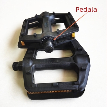 Plastični pedala za bicikl, univerzalni model, kompatibilan s planinskim i dječjim biciklima (Materijal: plastika; Model: Universal; Šifra artikla: Q-021)