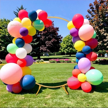Metalni luk za događanja – kružni luk s jednim stupom i prstenom za balone, za vanjske svatove i zabave