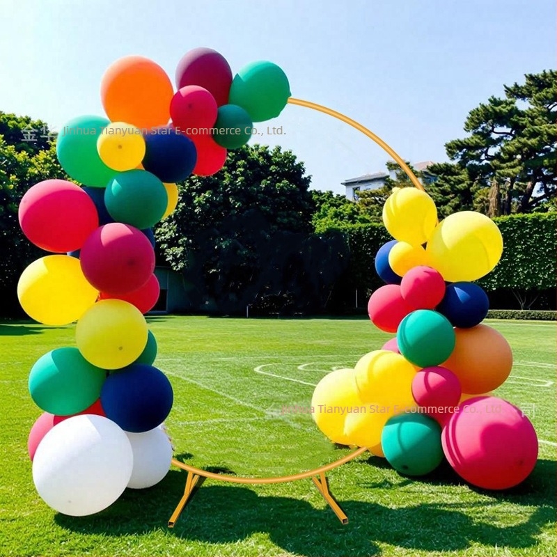 Metalni luk za događanja – kružni luk s jednim stupom i prstenom za balone, za vanjske svatove i zabave