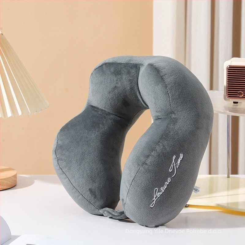 Neck Love U-oblik jastuk za vrat za putovanja – udobnost u automobilu, dizajn s kamiljinim grbom, tkanina Crystal Velvet, punjenje od poliester vlakana