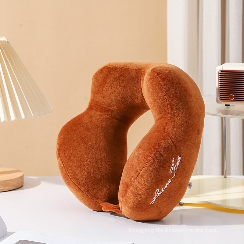 Neck Love U-oblik jastuk za vrat za putovanja – udobnost u automobilu, dizajn s kamiljinim grbom, tkanina Crystal Velvet, punjenje od poliester vlakana