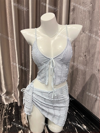 Bikini set u korejskom stilu, tri dijela, visok struk, bez leđa, napunjeni vrh, najlon 82% / Spandex 18%