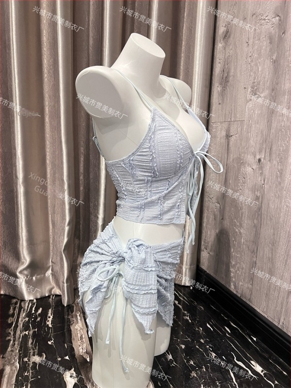 Bikini set u korejskom stilu, tri dijela, visok struk, bez leđa, napunjeni vrh, najlon 82% / Spandex 18%