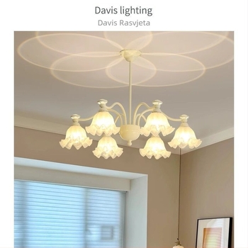 Francuski stil vintage lustre s cvjetnim matiranim kristalnim staklom, LED rasvjeta, metalno tijelo, SGS certifikat, napon ≤36V, pokriće 10–15 m²