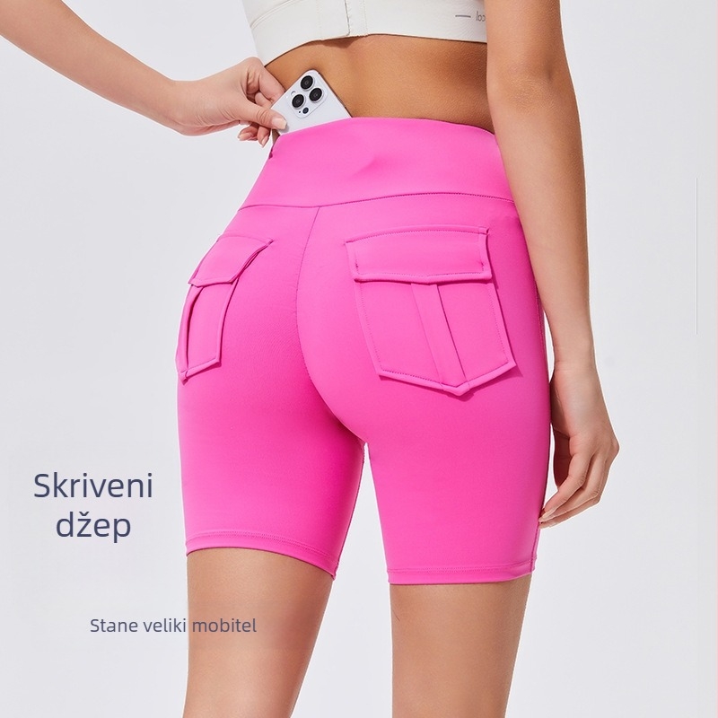 Fitness šorc s visokim strukom, brzo se suši, tiskom slova, džepovi i elastični pojas - A076