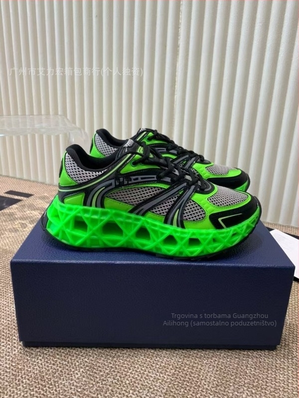 Muške tenisice dad sneakers iz kolekcije B35 Capsule Series, s debelim đonom, srednja visina, gornji dio od kože i tekstila, gumeni potplat, ulošak od ovčje vune