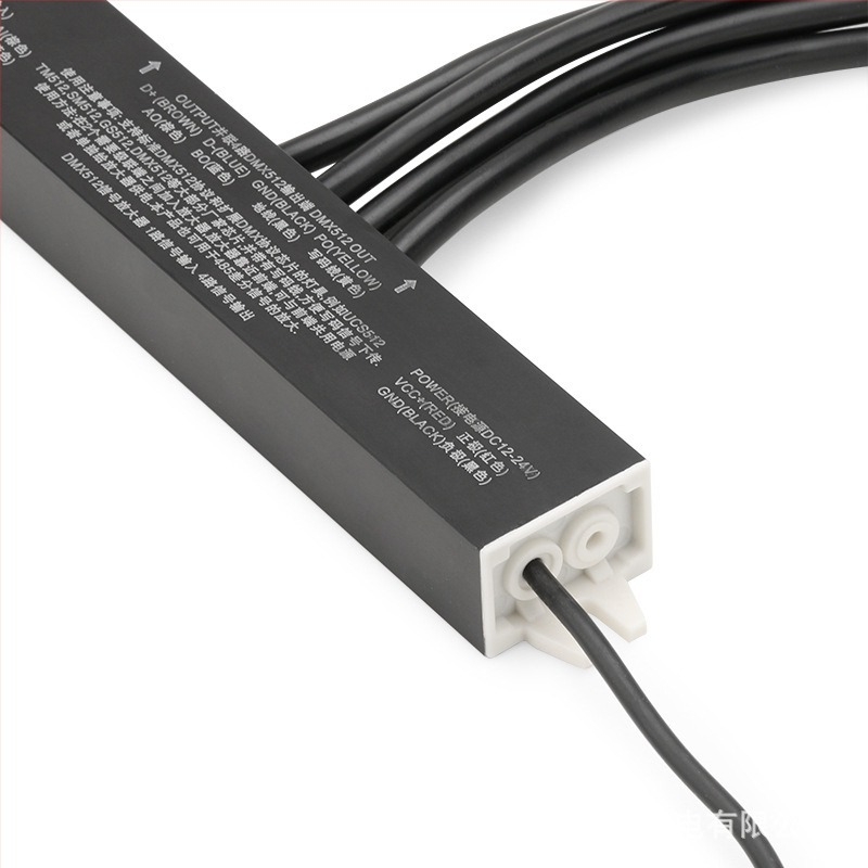 512 signalni pojačivač DMX512/TTL za LED rasvjetu pune boje, žično sučelje, DC5-24V, podržava nizove svjetala, module i magične LED trake