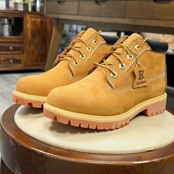 Unisex vodootporne kožne čizme u Martin stilu, model 23061/23399, radne čizme, retro dizajn