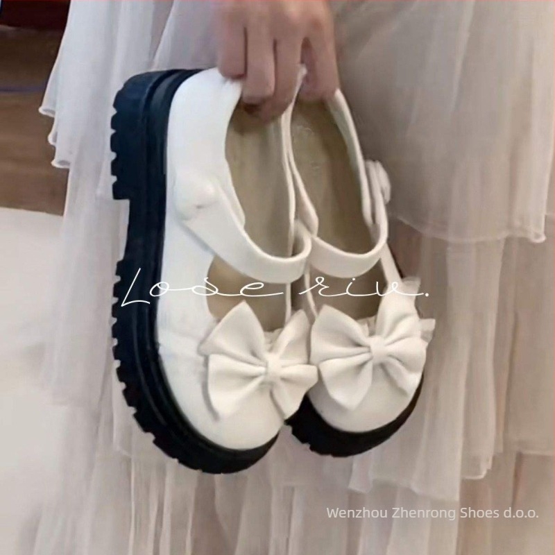 Ženske Mary Jane cipele u japanskom stilu, niski kitten heel, kopčanje na Velcro, gornji dio od umjetnog pliša, potplat od prirodne gume