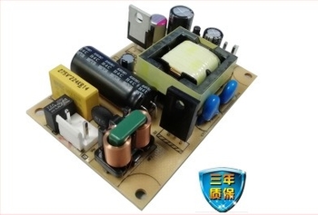 LO30-10B24 AC/DC modul napajanja, PWM, 24 V 30 W, ulaz 85-264 VAC / 100-370 VDC, učinkovitost 87%