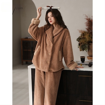 Komplet pidžama od Shu cotton velvet, minimalistički stil, ekstra debela 301–350 g/m2, rever ovratnik, dugi rukavi