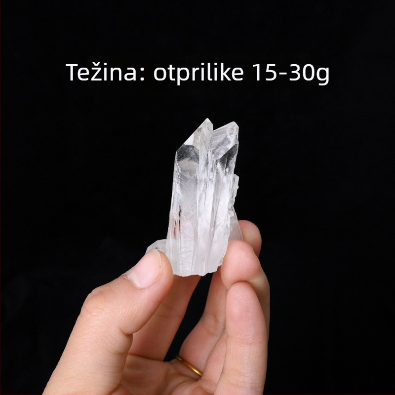 Stolna dekoracija s kristalnim klasterom u novokineskom stilu