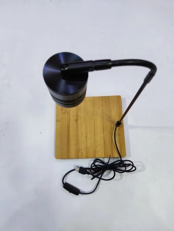 Akvariumska lampa (aluminijsko kućište; 7W; osvjetljenje vodne bilje; 1 kg; Zhongshan)