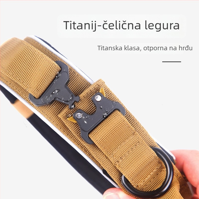 Prilagodljiva ogrlica za pse od najlonsko-titanijskog legura, marka Lunguigi; proširivi dizajn