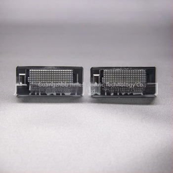 LED svjetlo za ploču registarske oznake Fiat 500X (2014–2019) – 12V, 3W, 2835 LED, 6000K, 50.000 sati