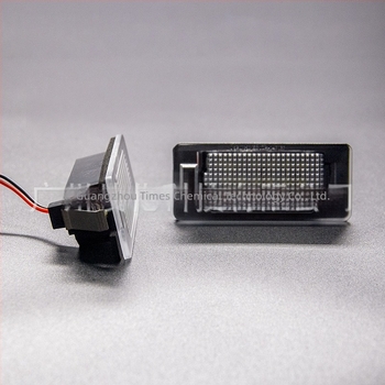 LED svjetlo za ploču registarske oznake Fiat 500X (2014–2019) – 12V, 3W, 2835 LED, 6000K, 50.000 sati