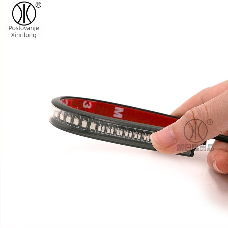 Motociklističko stražnje svjetlo XRL-168 s LED kočnicom i pokazivačem, 12V ABS