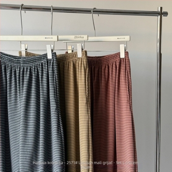 Korejski stil udoban set pidžama s motivom psa, pulover s okruglim izrezom i dugačke hlače, srednje debljine poliester (181–200 g/m²), pogodna za zimu, proljeće i jesen