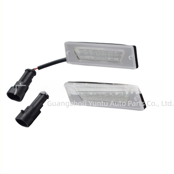 LED svjetlo registarske pločice stražnjih vrata Citroen Jumper Bus/Box 230L/230P — 12V, 3W, 6500K, vijek trajanja više od 1 godine