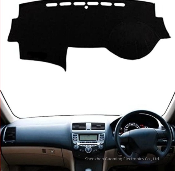 Poklop ploče automobila za Honda Accord 7. generacije (2003–2007) s zaštitom od sunca i protukliznom podlogom; materijal poliester-silikon; pogodan za sve sezone; mogućnost tiskanja logotipa; prilagodljivo