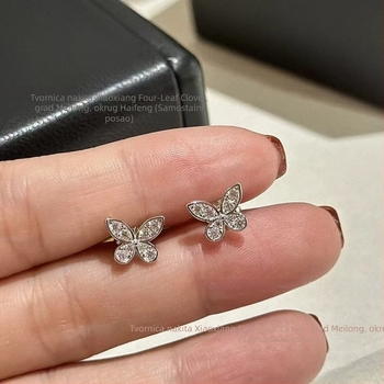 Naušnice s motivom mini leptira i cirkonima, postava od srebra 925 s pozlacenim bakrom, dijamantna obrada, za žene