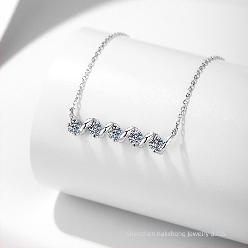 Nakit od srebra S925 s Moissanitom 1,5 ct D boje, privjesak, križni lanac, geometrijski dizajn, duljina 41–50 cm