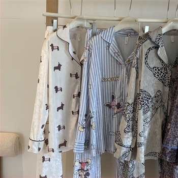 Zimski ženski velvet set pidžama – luksuzan, topao kućni set s dijamantnom vezom, preklopni ovratnik, dugi rukavi i dugi hlače