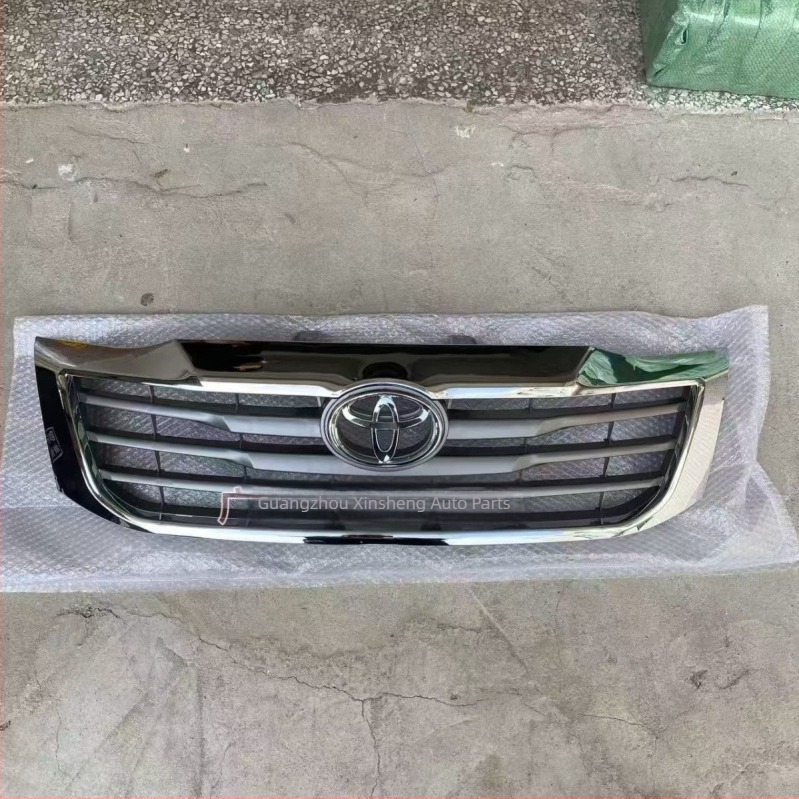 Prednja rešetka za Toyota Hilux Vigo 2011-2015 — ABS plast; ugradnja na branik; kompatibilno s Hiluxom
