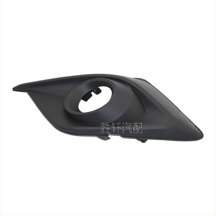 Okvir svjetla magle za Mazda Axela 2014-2016, ABS plast, ugradnja u branik, težina 0,2 kg
