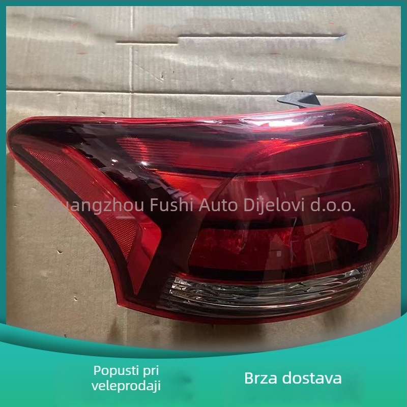 Zadnje svjetlo za Mitsubishi Outlander 2016-2018 LED 8330B004 8330B003 | Materijal: ABS | Napon: 12V | Model: RH8330B004LH / 8330B003