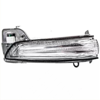 Signal za retrovizor Toyota Hilux Revo – modeli 81730-0K080, 81740-0K080, LED izvor sa standardnom snagom, kompatibilno s Hilux Revo