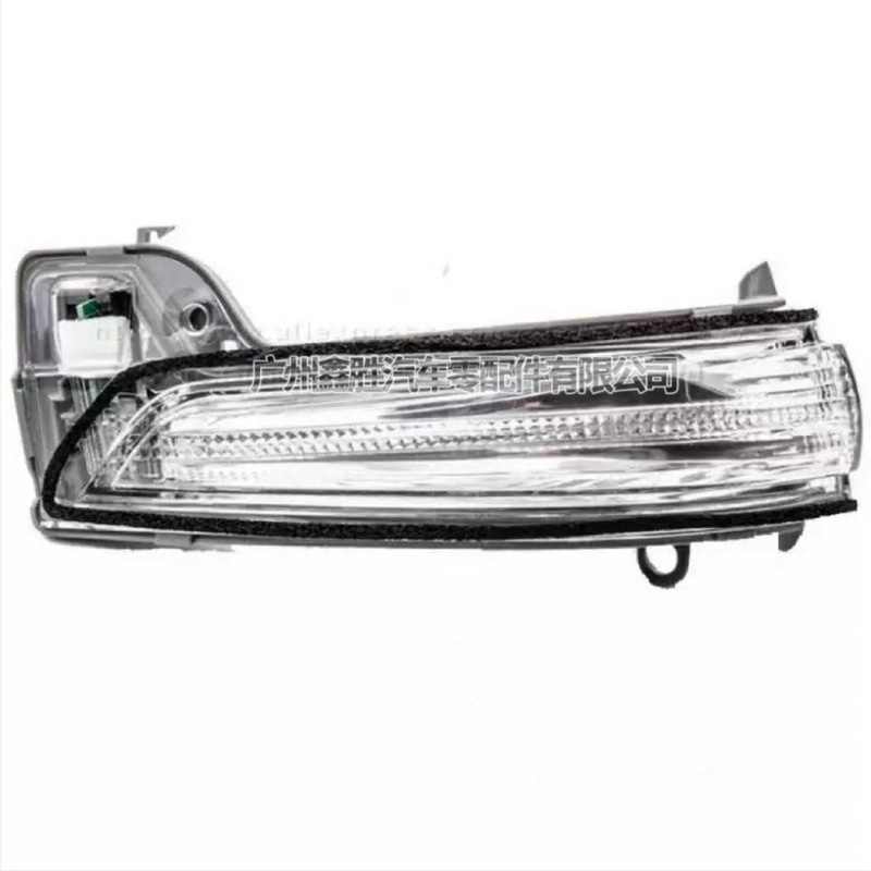 Signal za retrovizor Toyota Hilux Revo – modeli 81730-0K080, 81740-0K080, LED izvor sa standardnom snagom, kompatibilno s Hilux Revo