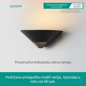 Zidna svjetiljka s polukružnim trokutnim dizajnom, LED svjetlo, polikarbonatno sjenilo, aluminijsko tijelo, ≤36V