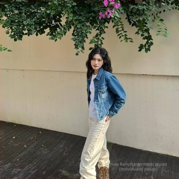 Unisex jakna od denima s kapuljom, isprani denim, patch džepovi, hongkonški stil, za proljeće i jesen
